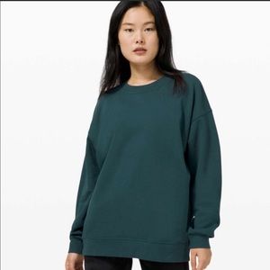Lululemon Perfectly Oversized Crewneck in Submarine